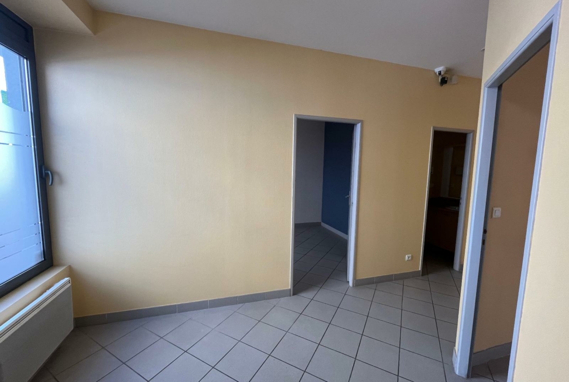 image00007-17855111727753358508