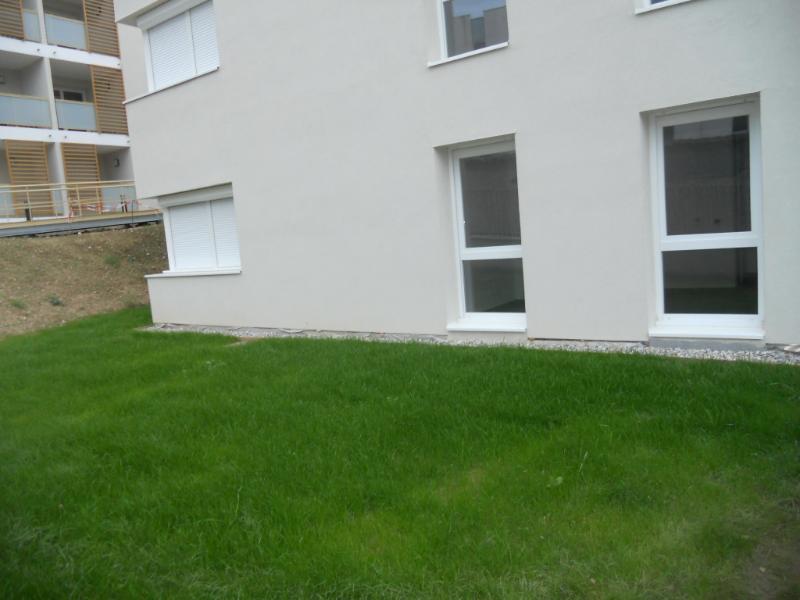 043-7257357138759540276