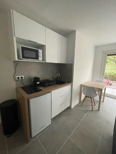 90-IMG_0381-16378172689462477103