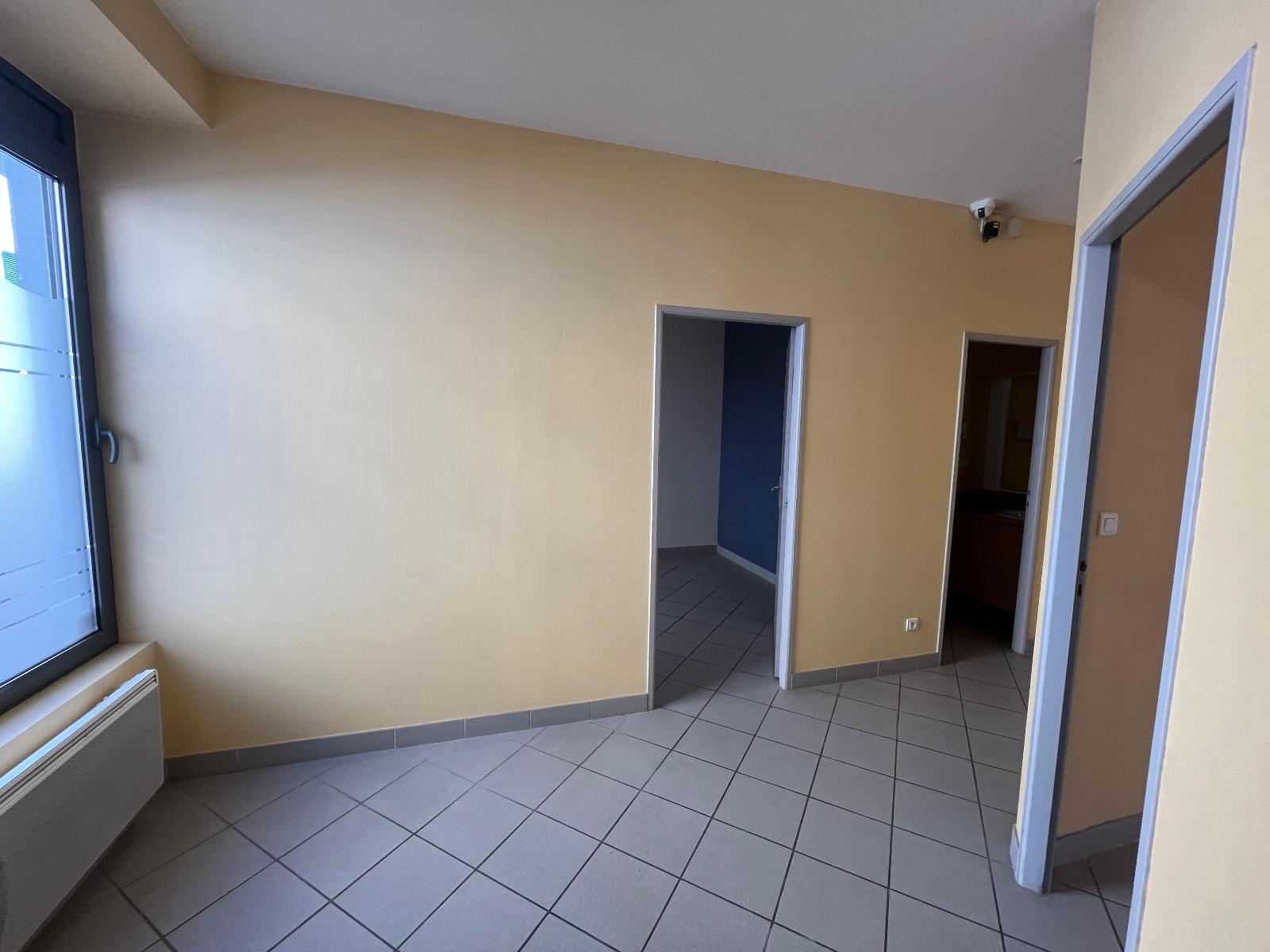 image00007-17855111727753358508