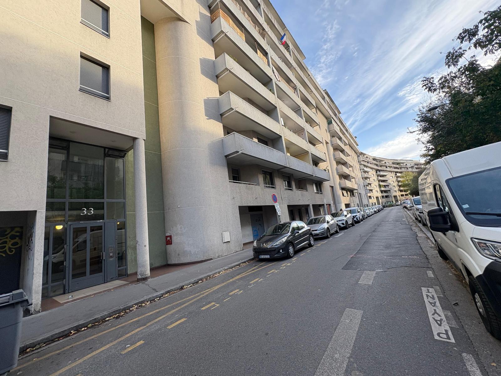 image00024-12721347421733785203