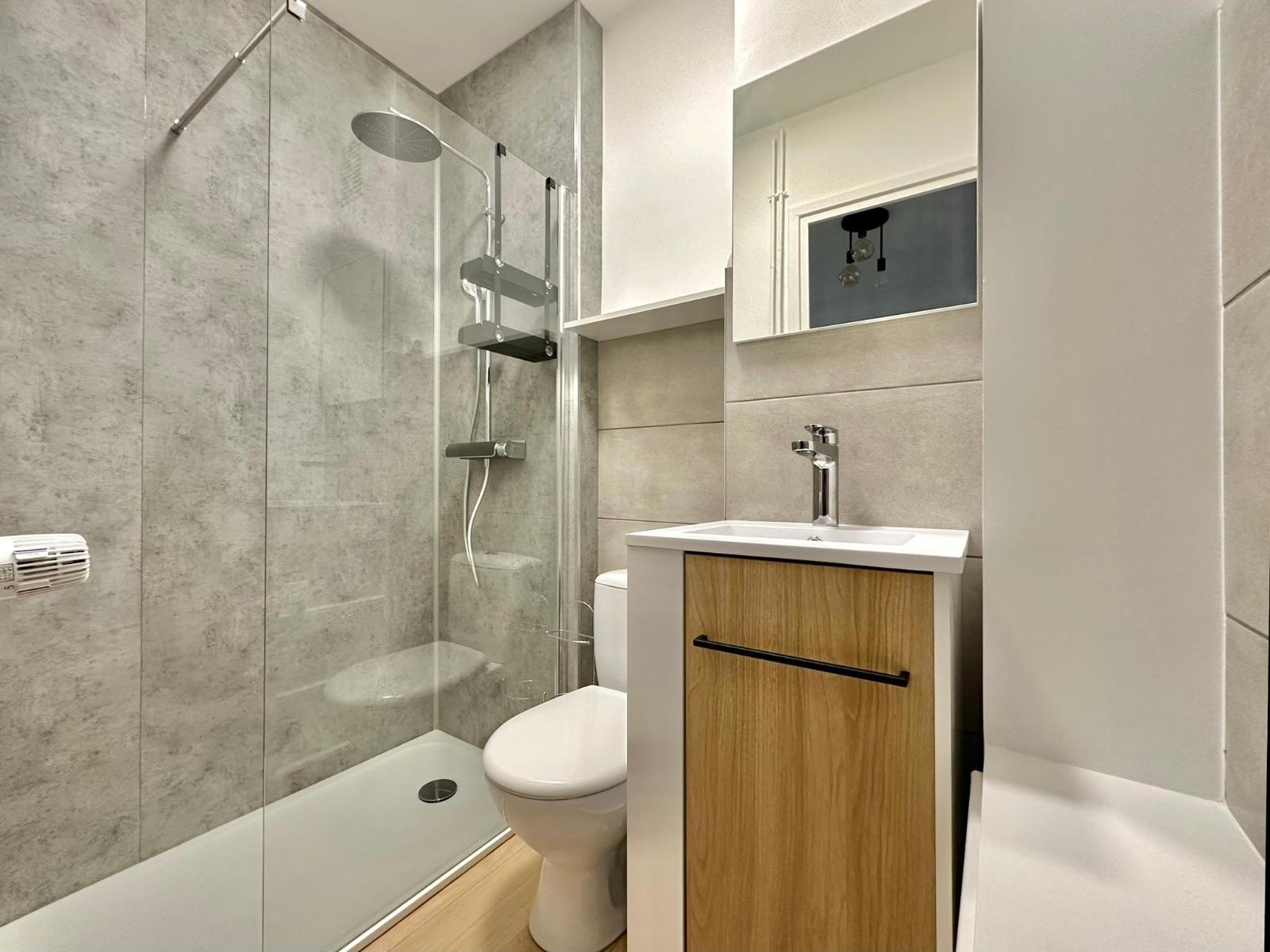 6-18173390402709097692