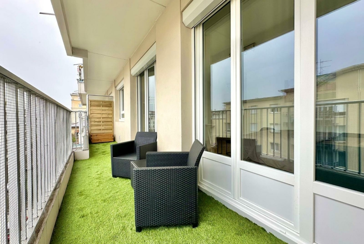 7-11483523973474083657