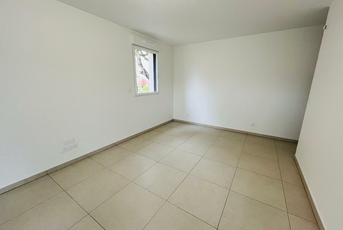 image00008-1200407347771398108